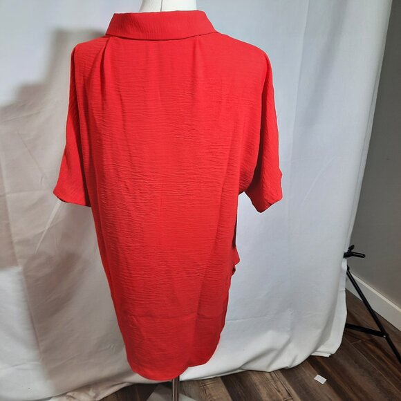 Red Collared Button-Up Blouse - Picture 2 of 3